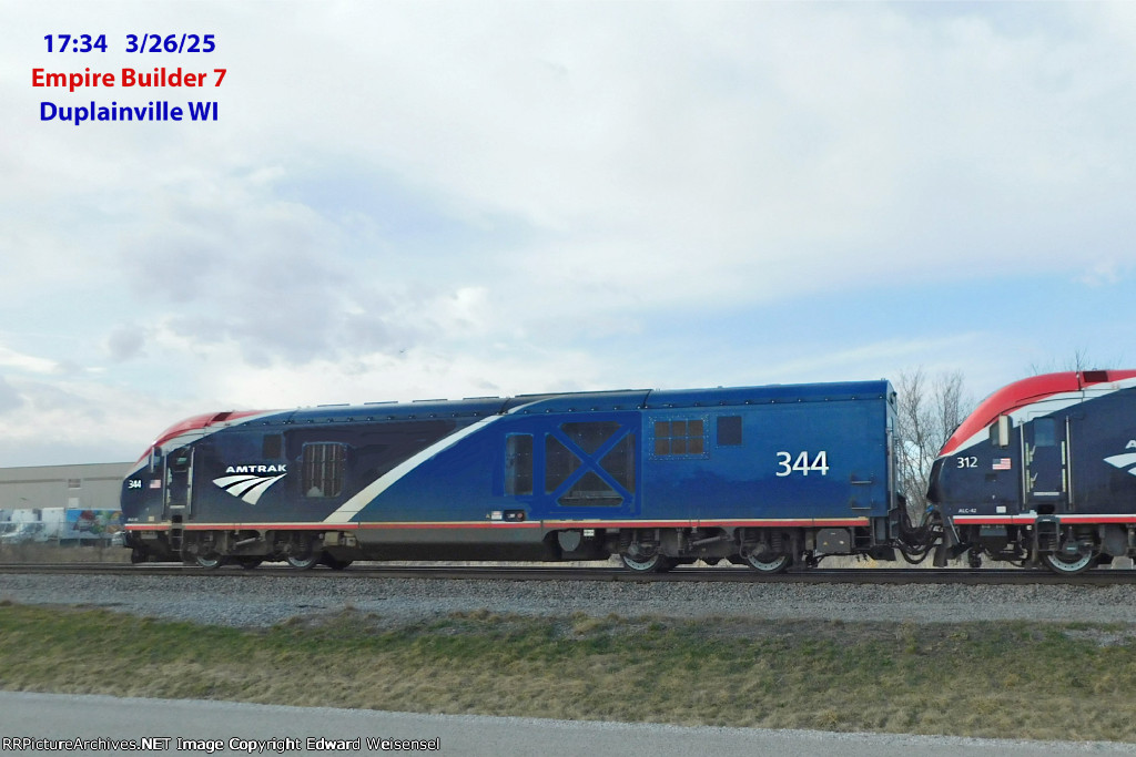 Leading Empire Builder 7 west